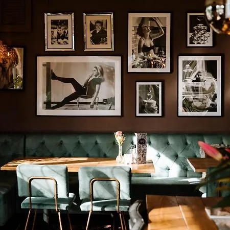 Boutique Szálloda Hoog Soeren