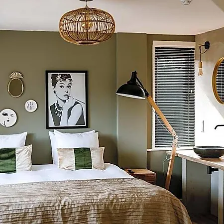 Boutique Hotel 3*